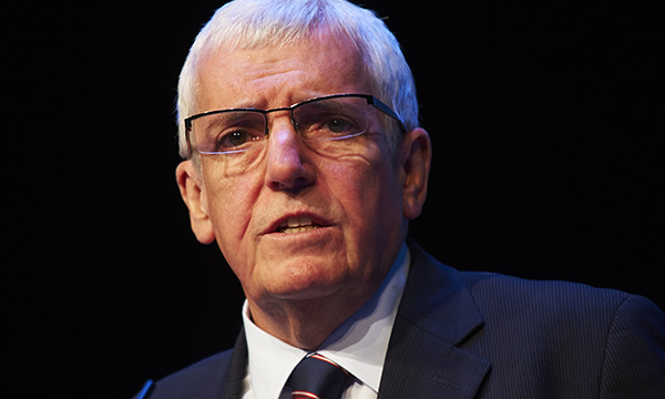 Peter Carter