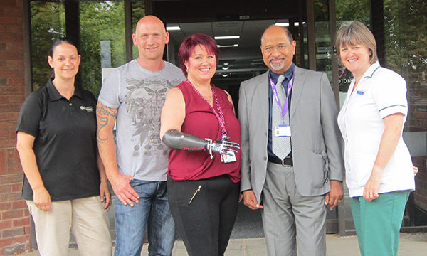 Liz_Wright_&_Mobility_&_Spec_Rehab_Centre_Team.jpg